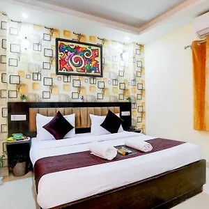 Luxury Global Hotel