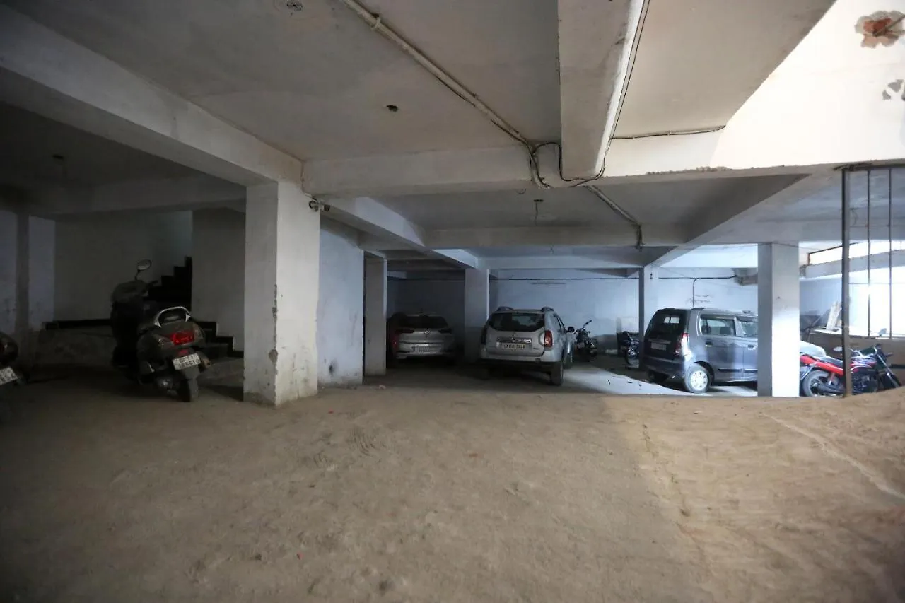 Majestic Park B & B At Delhi Airport New Delhi 4*,  India