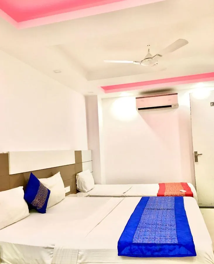 Majestic Park B & B At Delhi Airport New Delhi India